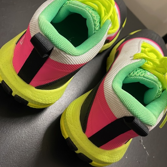Under Armour SC 3ZER0 4 'White Vis Yellow' 3023918-102 black green pink size 5Y - Picture 6 of 8
